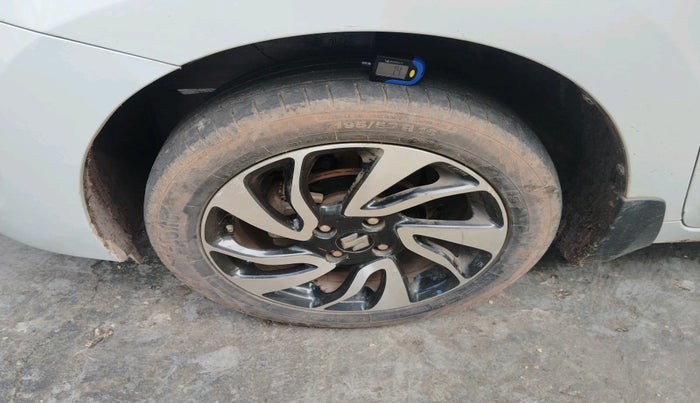 2019 Maruti Baleno ZETA PETROL 1.2, Petrol, Manual, 24,823 km, tyre
