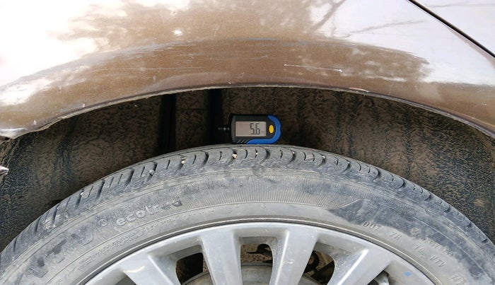 2017 Maruti Ciaz ZXI+, Petrol, Manual, 73,500 km, tyre