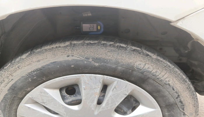2020 Maruti Swift VXI, Petrol, Manual, 41,603 km, tyre