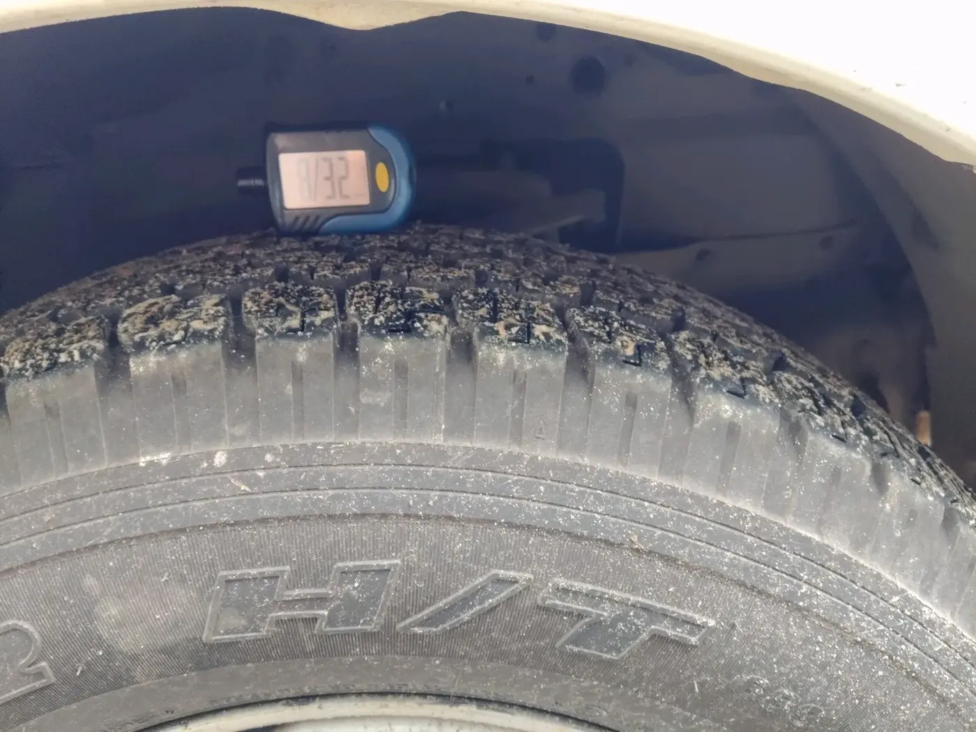 2014 Tata Safari Storme 2.2 LX 4X2, Diesel, Manual, 48,295 km, tyre