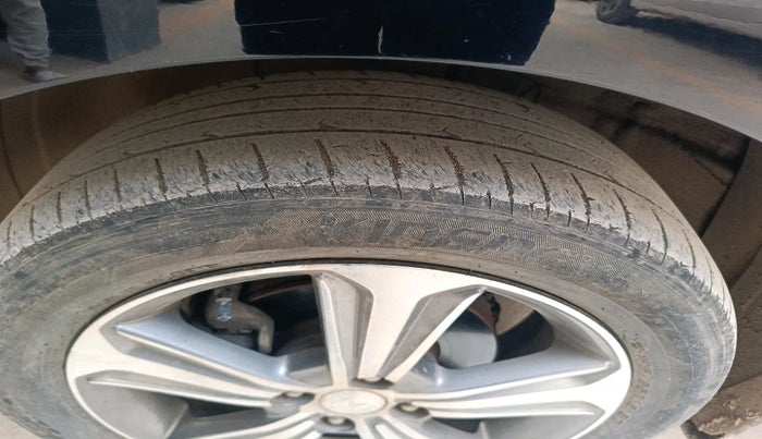 2019 Hyundai Verna 1.6 VTVT SX, Petrol, Manual, 53,622 km, tyre