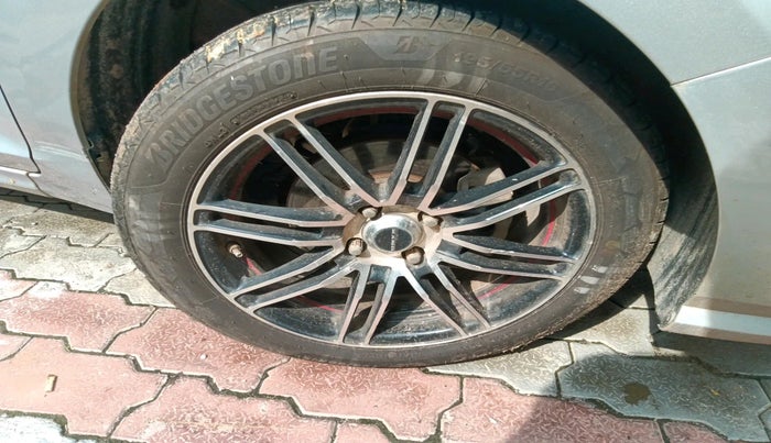 2021 Hyundai Verna SX 1.5 VTVT, Petrol, Manual, 40,471 km, tyre