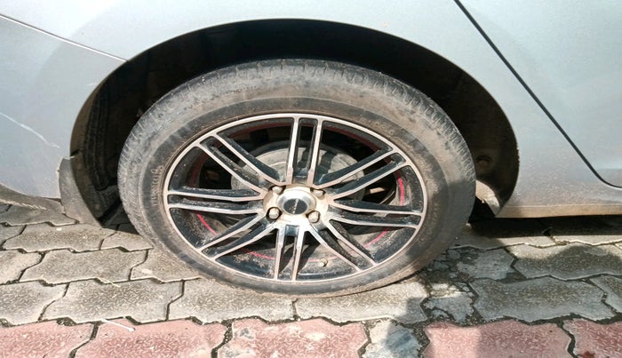 2021 Hyundai Verna SX 1.5 VTVT, Petrol, Manual, 40,471 km, tyre