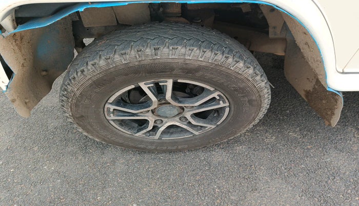 2020 Mahindra Bolero POWER PLUS ZLX, Diesel, Manual, 1,56,074 km, tyre