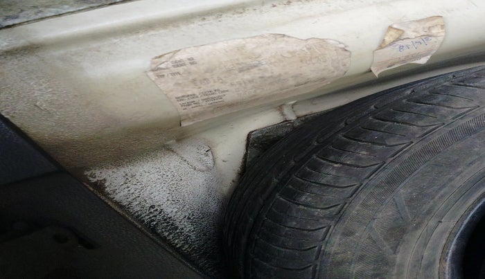 2011 Skoda Fabia ACTIVE 1.2 MPI, Petrol, Manual, 1,20,745 km, tyre