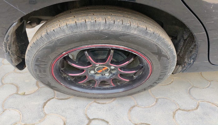 2023 Maruti Swift ZXI, Petrol, Manual, 34,352 km, tyre