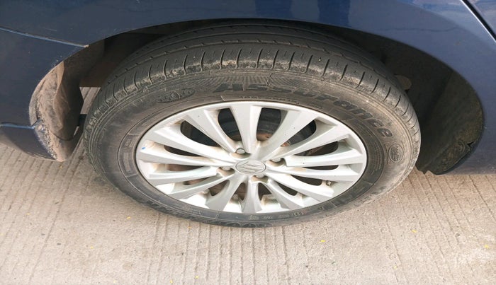 2020 Maruti Ciaz DELTA AT 1.5 SHVS PETROL, Petrol, Automatic, 33,185 km, tyre