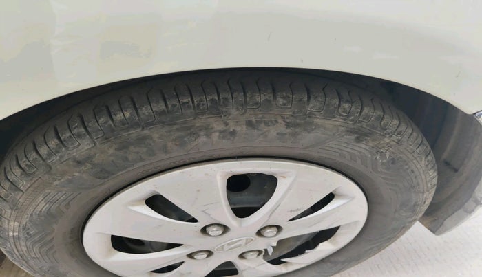 2011 Hyundai i10 SPORTZ 1.2, Petrol, Manual, 53,180 km, tyre