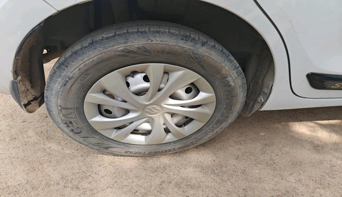 2018 Maruti Swift LXI, Petrol, Manual, 1,17,198 km, tyre