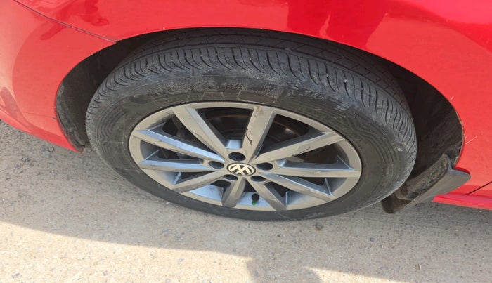 2018 Volkswagen Polo HIGHLINE PLUS 1.0 16 ALLOY, Petrol, Manual, 52,535 km, tyre