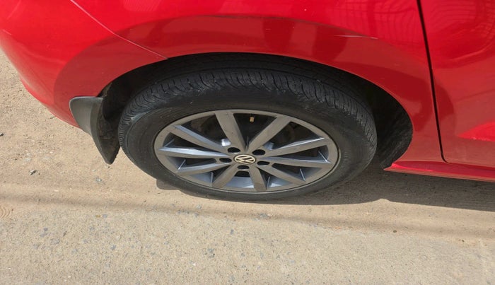 2018 Volkswagen Polo HIGHLINE PLUS 1.0 16 ALLOY, Petrol, Manual, 52,535 km, tyre