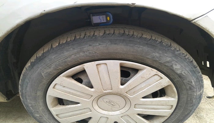 2011 Ford Figo ZXI 1.4 DIESEL, Diesel, Manual, 65,043 km, tyre