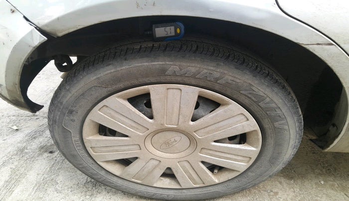 2011 Ford Figo ZXI 1.4 DIESEL, Diesel, Manual, 65,043 km, tyre
