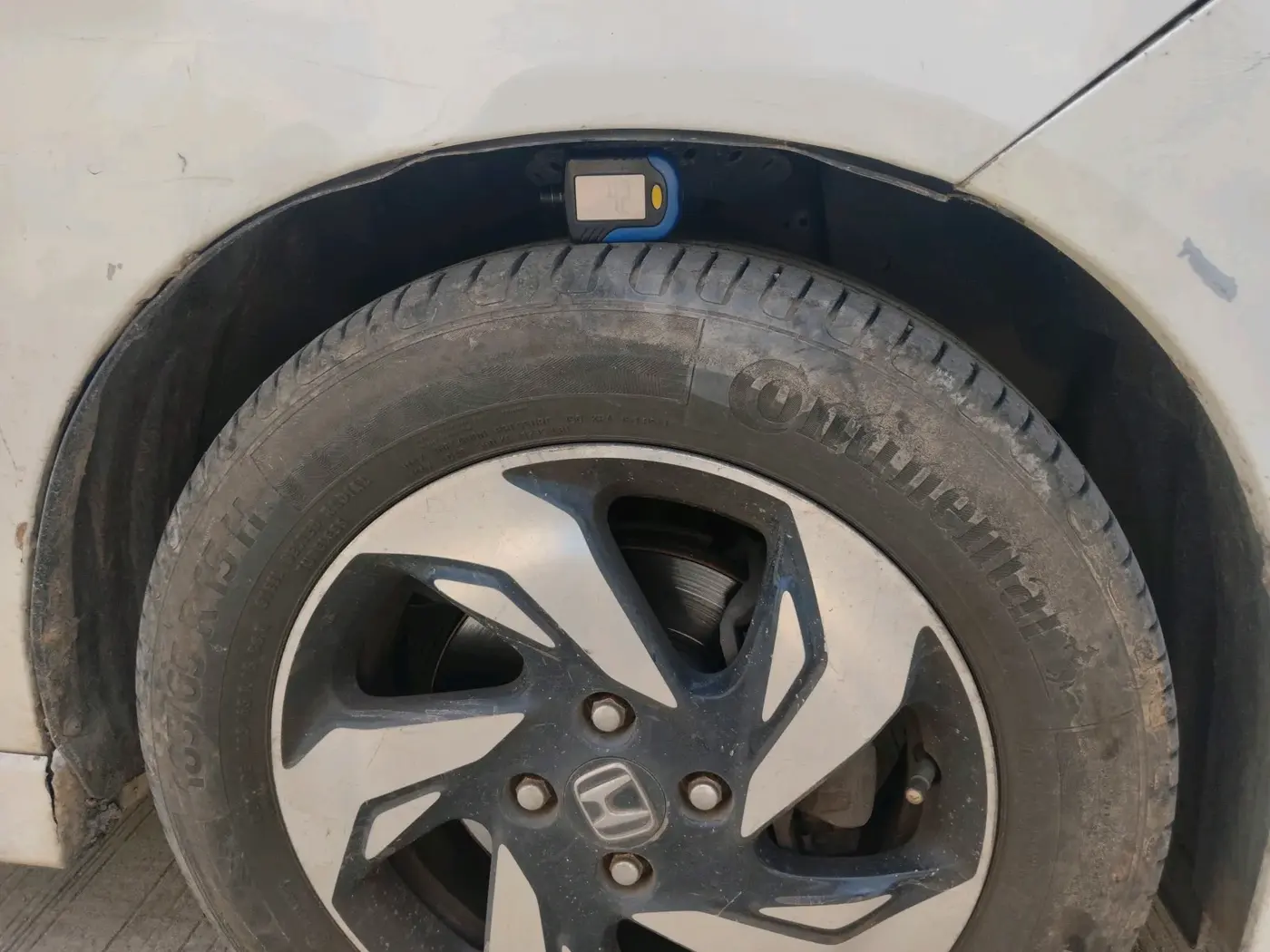 2014 Honda Mobilio 1.5L I-DTEC RS, Diesel, Manual, 1,69,707 km, tyre