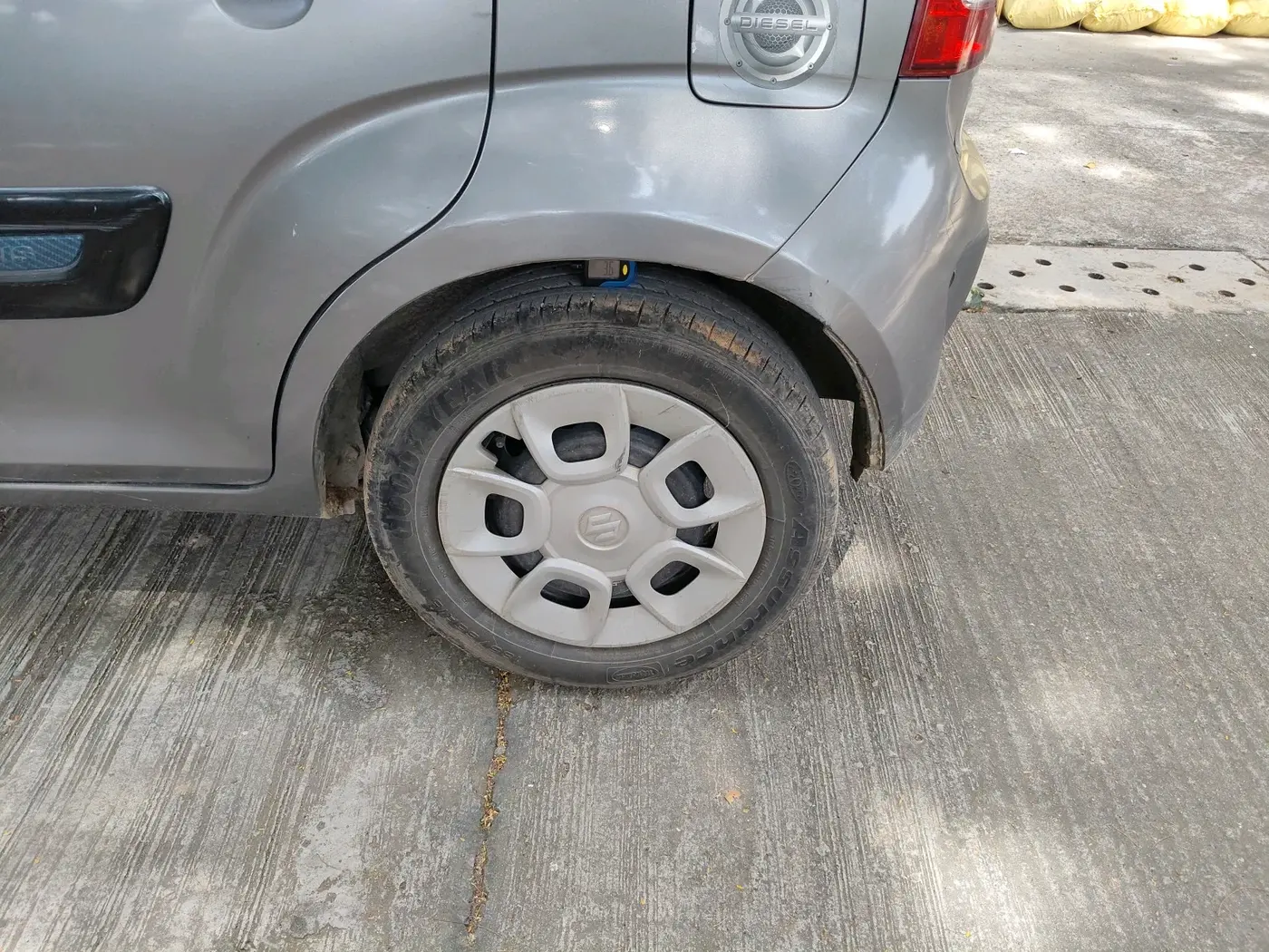 2018 Maruti IGNIS DELTA 1.3 AMT, Diesel, Automatic, 79,694 km, tyre