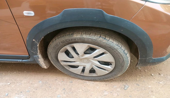 2017 Honda WR-V 1.2L I-VTEC S MT, Petrol, Manual, 1,296 km, tyre