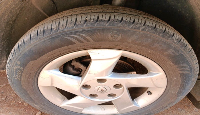 2013 Renault Duster 85 PS RXL DIESEL, Diesel, Manual, 1,52,638 km, tyre