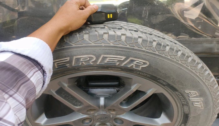 2022 Mahindra Thar LX  P 4WD AT CONVERTIBLE, Petrol, Automatic, 47,198 km, tyre