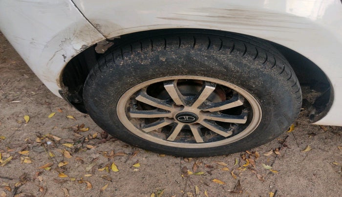 2022 Tata Tiago XZ PETROL, Petrol, Manual, 62,385 km, tyre