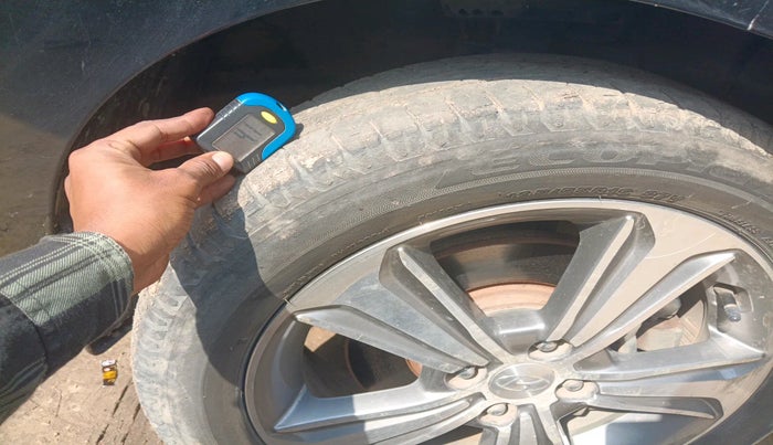 2019 Hyundai Verna 1.6 CRDI SX + AT, Diesel, Automatic, 49,114 km, tyre