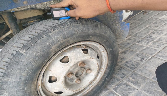 2019 Maruti Eeco 7 STR, Petrol, Manual, 1,76,887 km, tyre