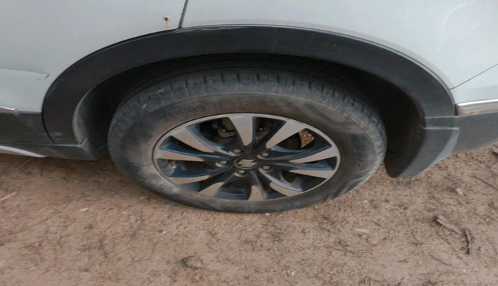 2018 Maruti S Cross ZETA 1.3, Diesel, Manual, 1,25,543 km, tyre