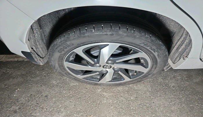 2023 Toyota Glanza G, Petrol, Manual, 31,827 km, tyre
