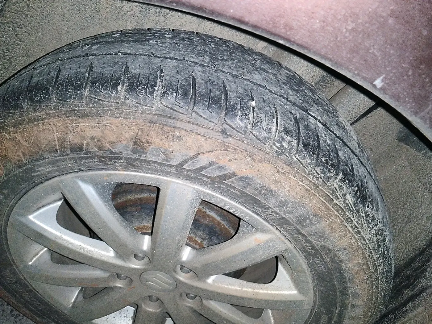 2010 Maruti SX4 ZXI, Petrol, Manual, 1,04,882 km, tyre