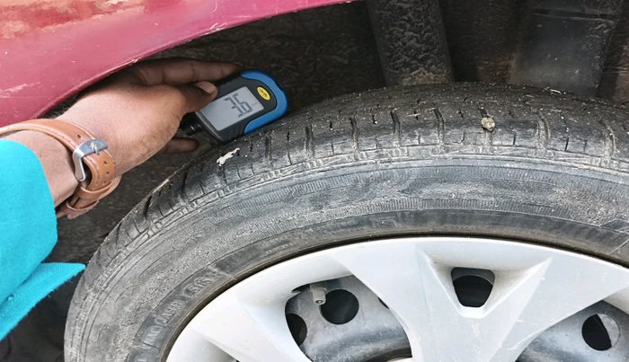 2016 Hyundai Grand i10 SPORTZ 1.2 KAPPA VTVT, Petrol, Manual, 27,889 km, tyre