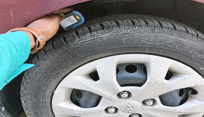 2016 Hyundai Grand i10 SPORTZ 1.2 KAPPA VTVT, Petrol, Manual, 27,889 km, tyre