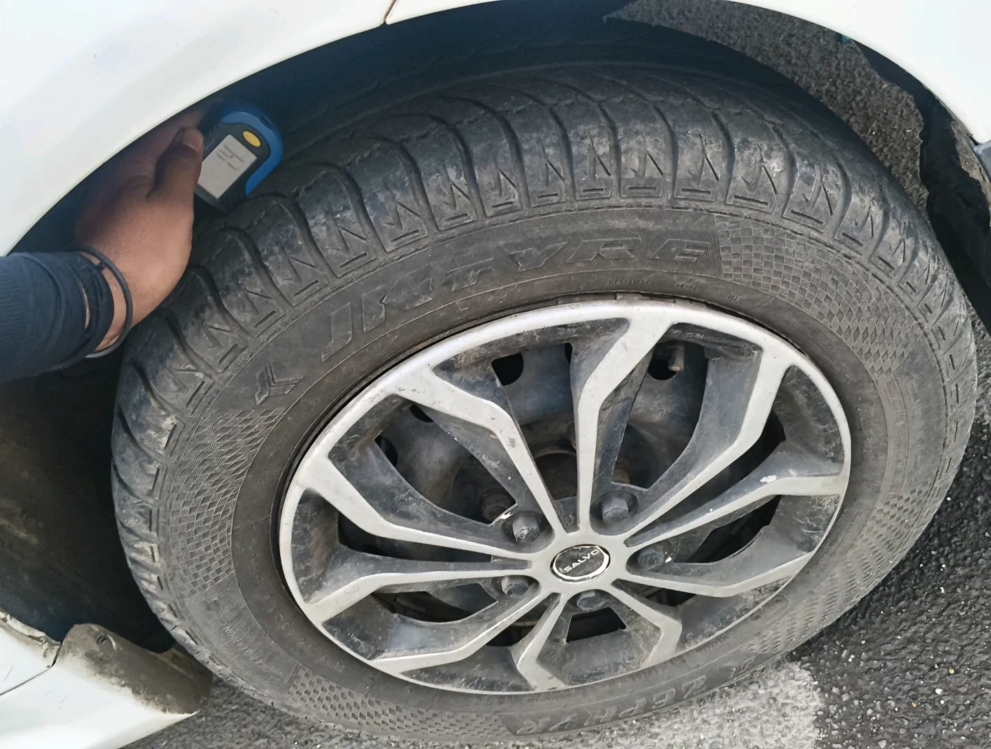 Tyres
