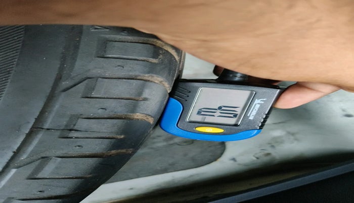 2015 Hyundai Creta SX (O) 1.6 DIESEL, Diesel, Manual, 1,48,789 km, tyre