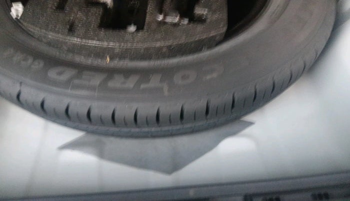 2023 Volkswagen VIRTUS TOPLINE TSI 1.0 AT, Petrol, Automatic, 15,688 km, tyre