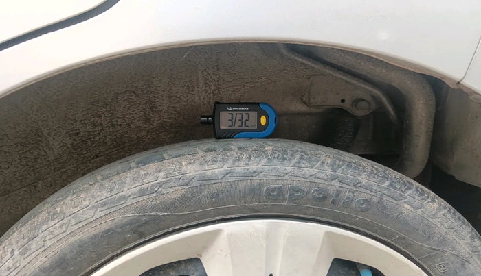 2012 Maruti Wagon R 1.0 VXI, Petrol, Manual, 29,107 km, tyre