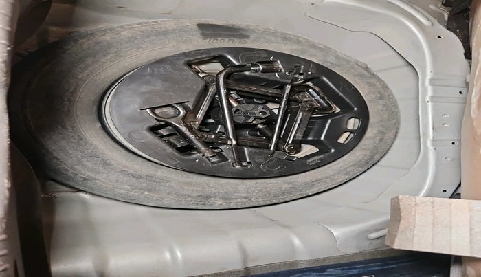 2010 Hyundai i10 ASTA 1.2, Petrol, Manual, 51,285 km, tyre