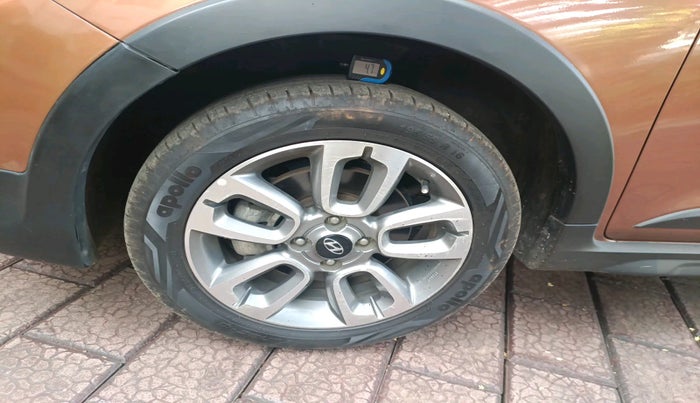 2015 Hyundai i20 Active 1.2 S, Petrol, Manual, 40,393 km, tyre