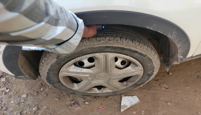 2023 Tata NEXON XE PETROL, Petrol, Manual, 16,549 km, tyre