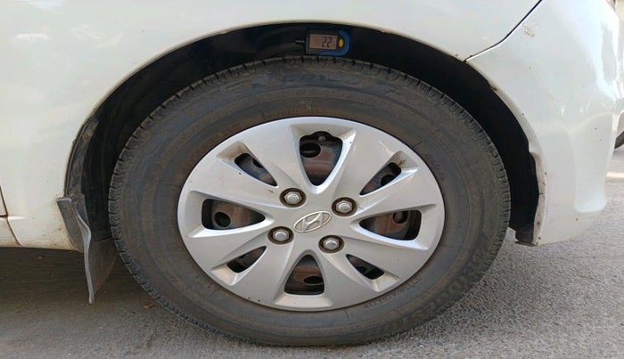 2011 Hyundai i10 SPORTZ 1.2, Petrol, Manual, 89,201 km, tyre