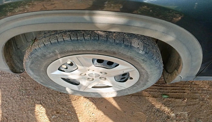 2023 KIA SELTOS HTK 1.5 PETROL, Petrol, Manual, 23,143 km, tyre