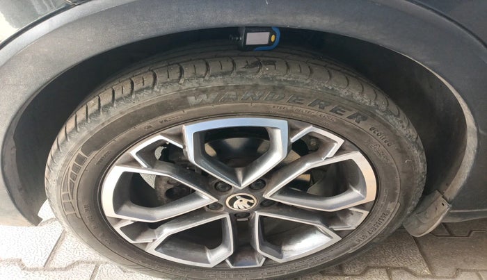 2021 Skoda KUSHAQ STYLE 1.0L TSI MT, Petrol, Manual, 36,514 km, tyre