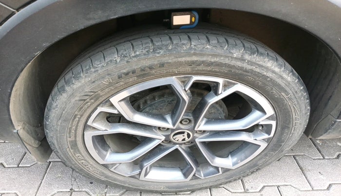 2021 Skoda KUSHAQ STYLE 1.0L TSI MT, Petrol, Manual, 36,514 km, tyre