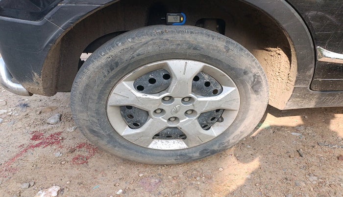 2021 Mahindra XUV300 W6 1.5 Diesel, Diesel, Manual, 65,417 km, tyre