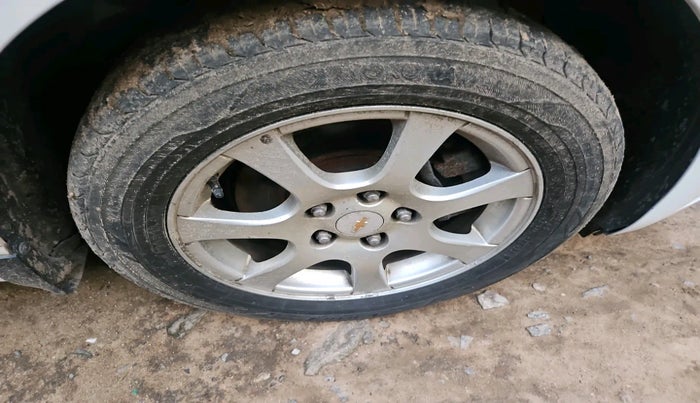 2010 Chevrolet Cruze LT, Diesel, Manual, 99,515 km, tyre