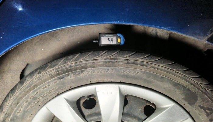 2013 Hyundai Eon MAGNA +, Petrol, Manual, 52,419 km, tyre