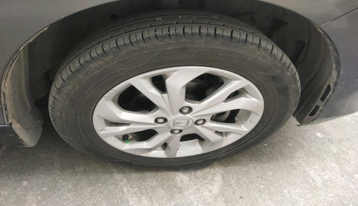 2020 Honda Amaze 1.2L I-VTEC VX, Petrol, Manual, 49,356 km, tyre