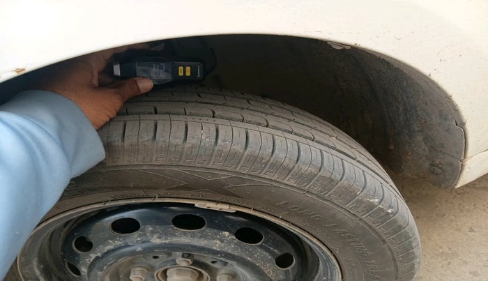 2018 Tata Tiago XT PETROL, Petrol, Manual, 1,30,455 km, tyre