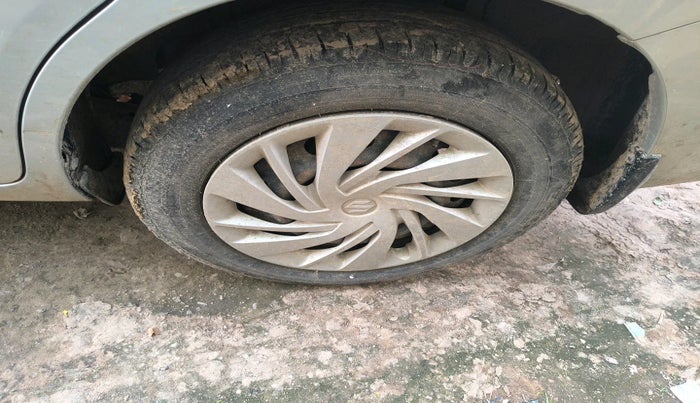 2021 Maruti Ertiga VXI SHVS, Petrol, Manual, 38,785 km, tyre