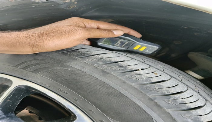 2018 Renault Duster 110 PS RXZ DIESEL, Diesel, Manual, 2,73,271 km, tyre