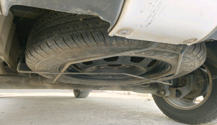 2018 Renault Duster 110 PS RXZ DIESEL, Diesel, Manual, 2,73,271 km, tyre