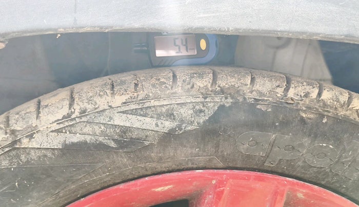 2017 Renault Kwid RXL 1.0, Petrol, Manual, 85,103 km, tyre